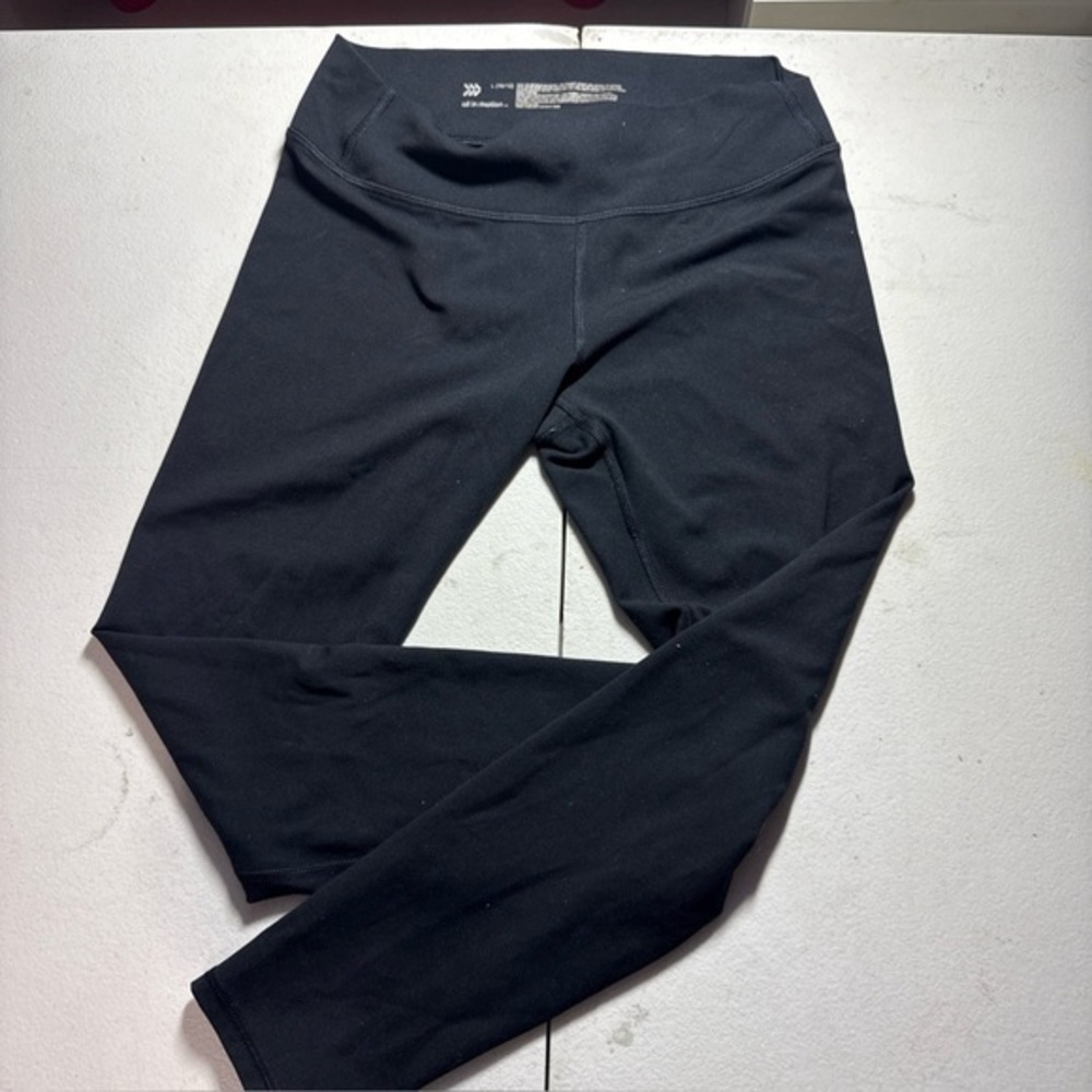 All in Motion Women's Simplicity Mid-Rise Leggings Size large